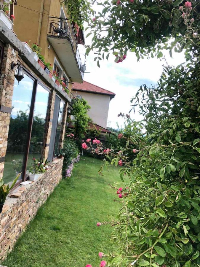 Guest House Agush Kribul Exterior photo