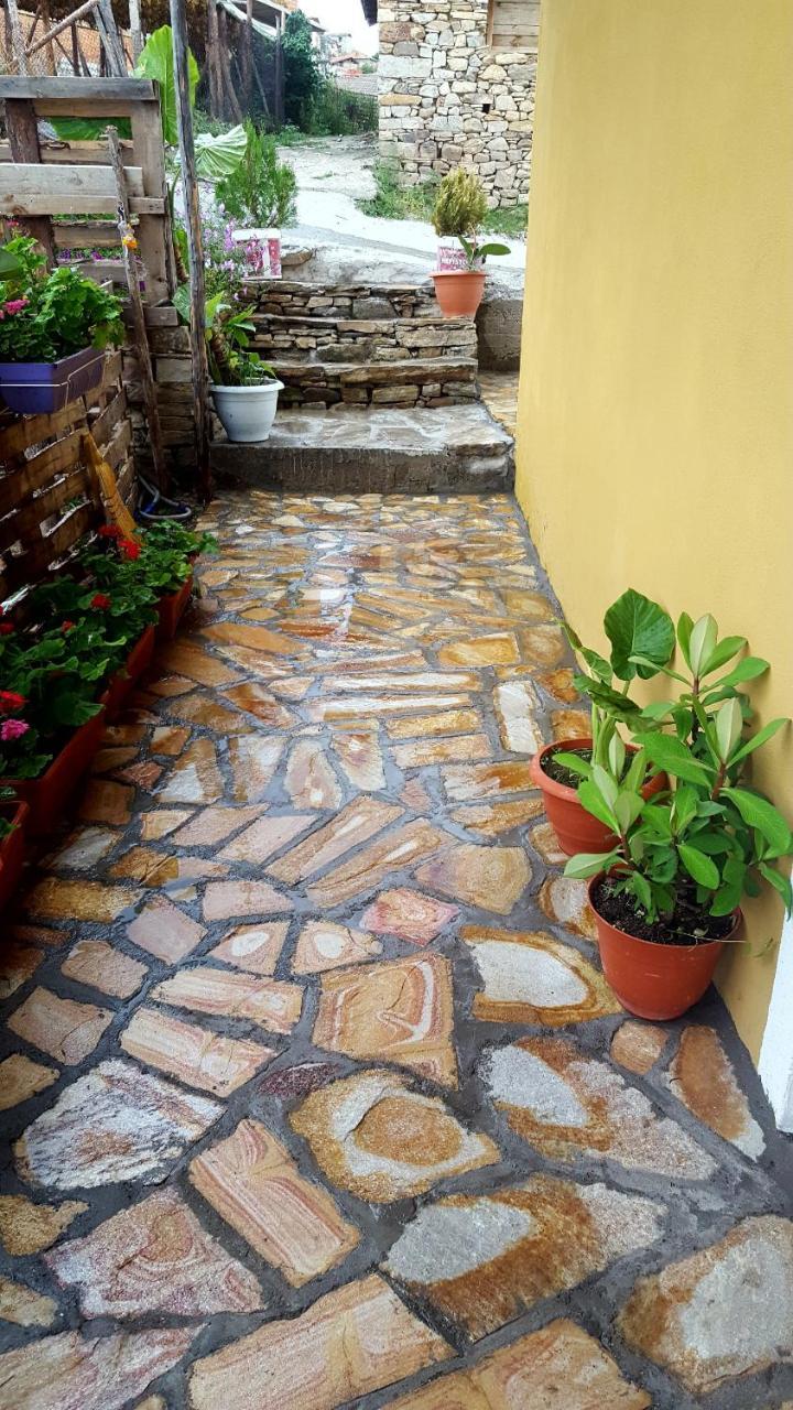 Guest House Agush Kribul Exterior photo